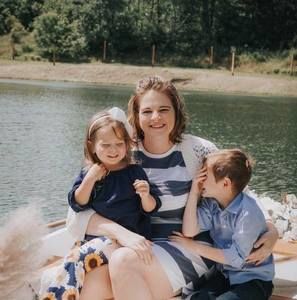 Meet your Posher, Kami